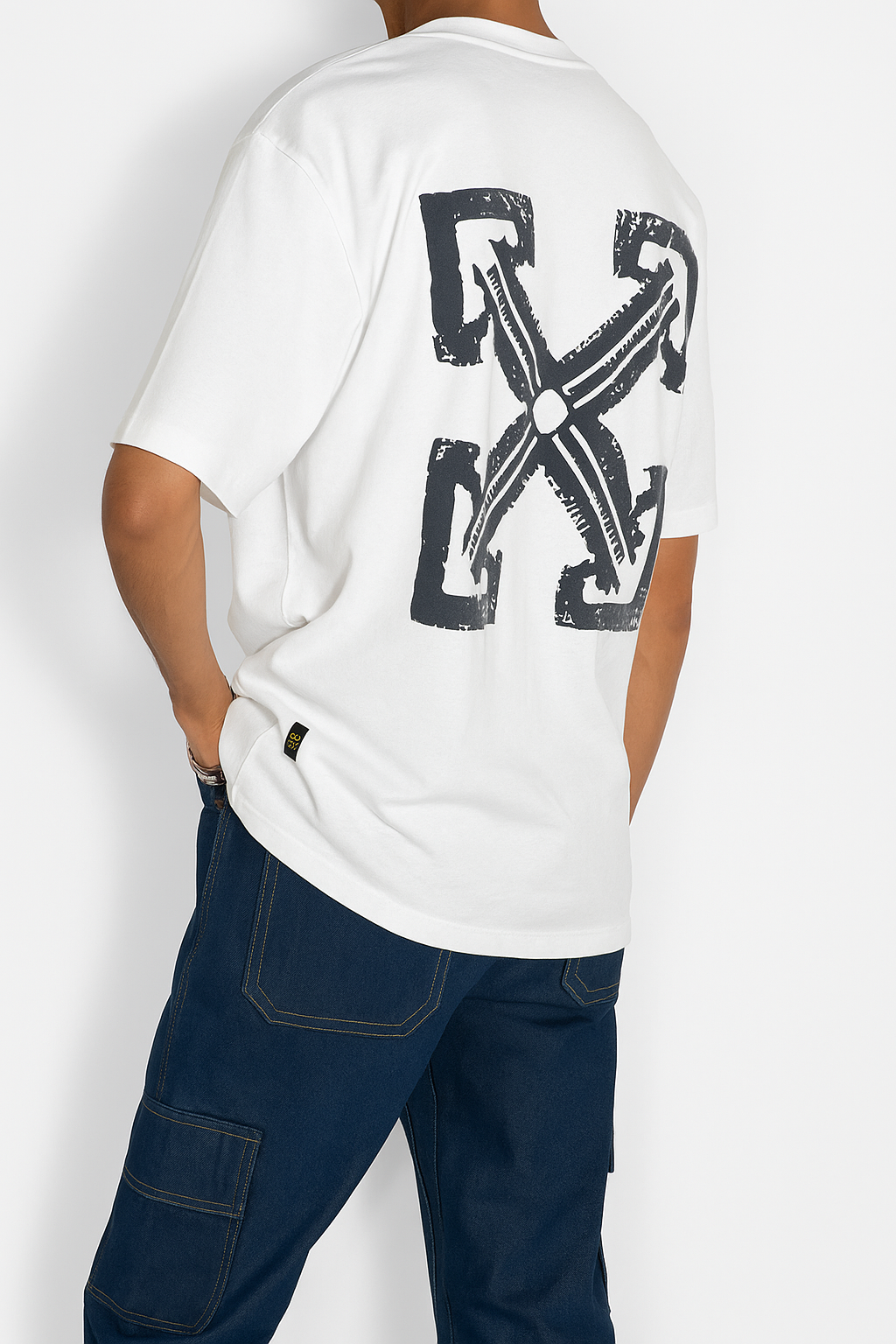 Off-White Arrows Minimalist Tee – Urban Edge Redefined